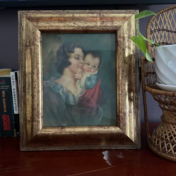 Moody 8x10 Gold Wood Inlay Scoop Edge Picture Frame Madonna Mother Baby Vintage - Picture 1 of 3